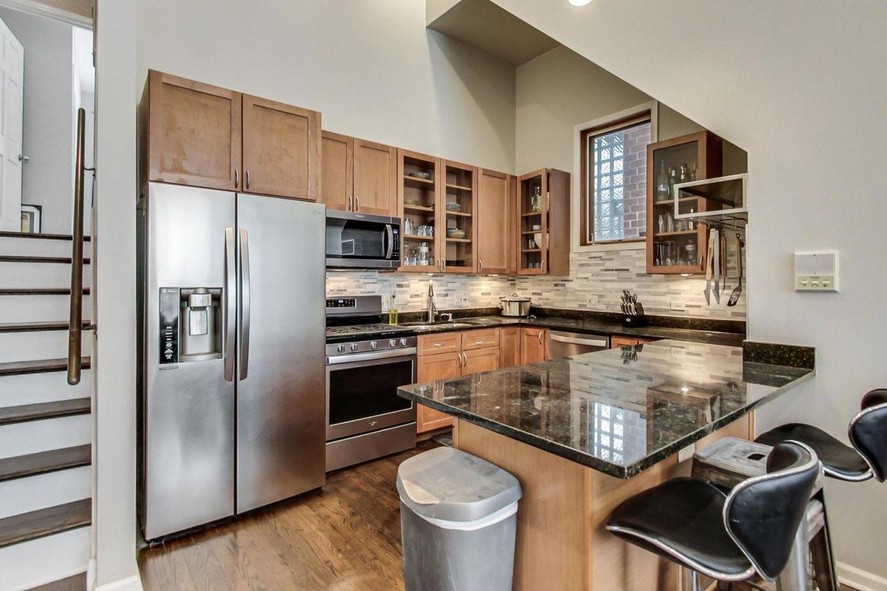 Chicago, Illinois, 60622, United States, 3 Bedrooms Bedrooms, ,3 BathroomsBathrooms,Residential,For Sale,1794202