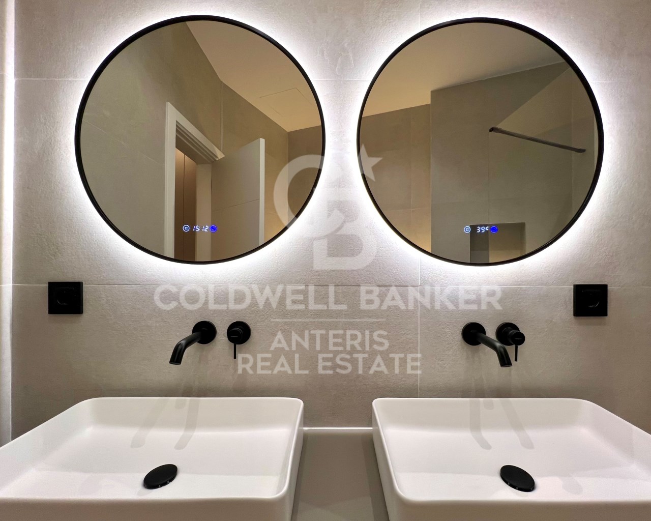 Barcelona, Barcelona, Eixample, La Dreta de l'Eix, Barcelona, Catalonia, ES, 2 Bedrooms Bedrooms, ,2 BathroomsBathrooms,Residential,For Sale,Barcelona, Barcelona, Eixample, La Dreta de l'Eix,1611380
