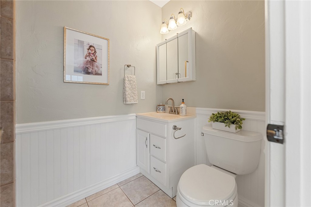 Buena Park, California, 90620, United States, 4 Bedrooms Bedrooms, ,2 BathroomsBathrooms,Residential,For Sale,1987993