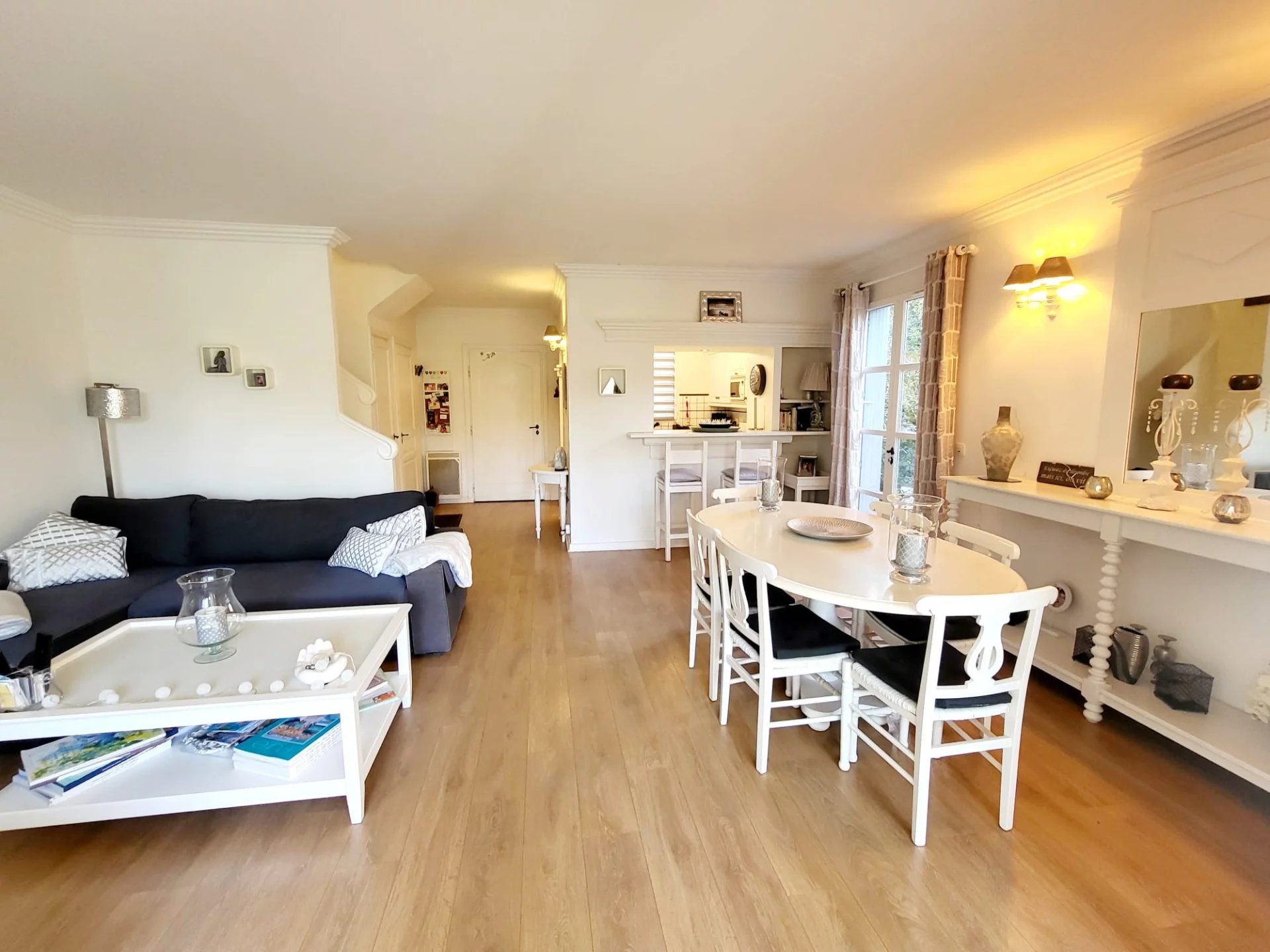 Grimaud, Provence-Alpes-Côte d’Azur, 83310, FR, 3 Bedrooms Bedrooms, ,3 BathroomsBathrooms,Residential,For Sale,1777448