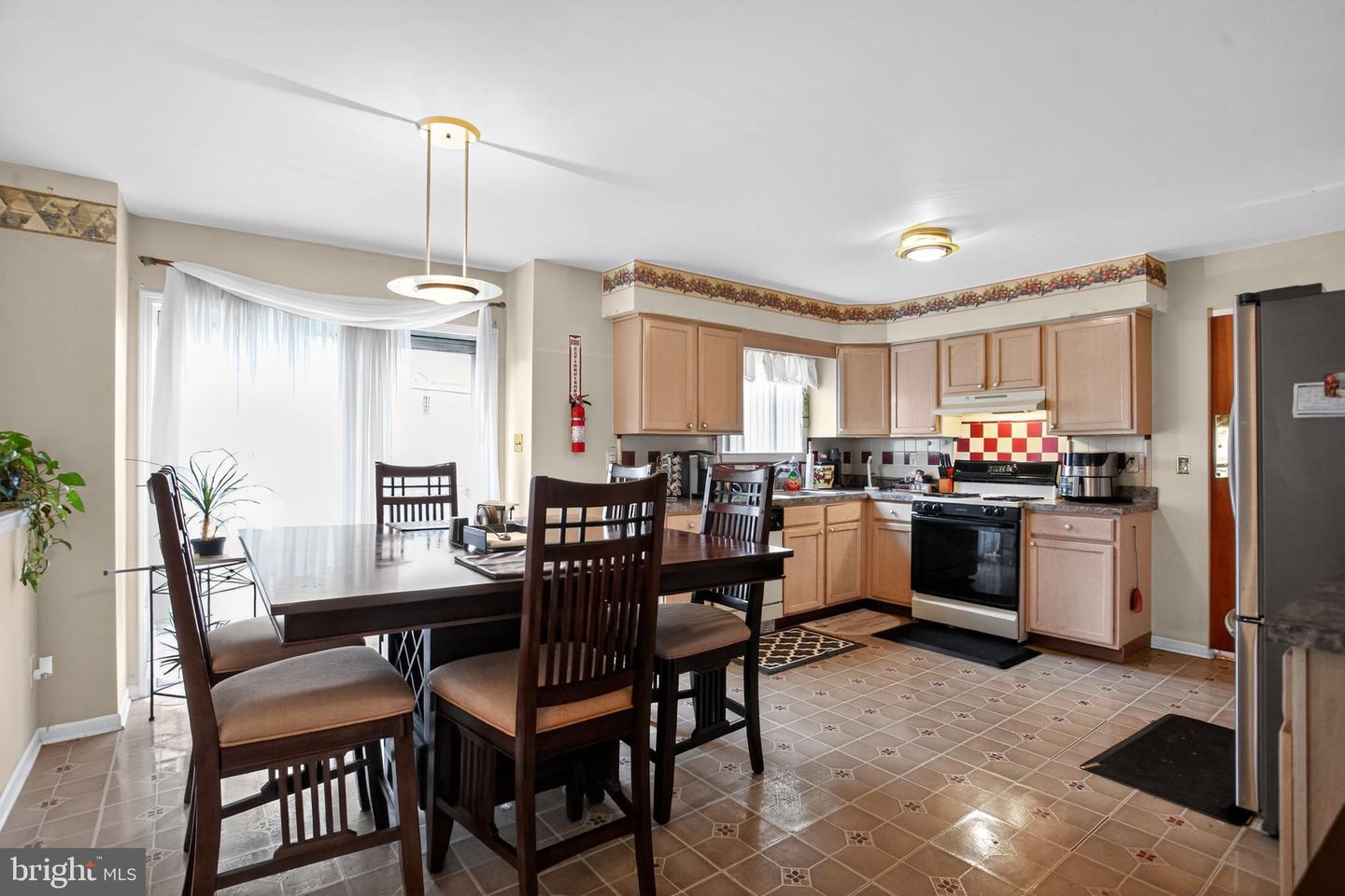 Burlington, New Jersey, 08016, United States, 4 Bedrooms Bedrooms, ,3 BathroomsBathrooms,Residential,For Sale,1988939