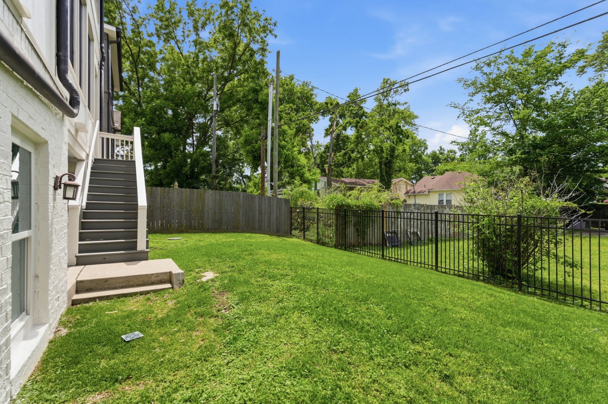  114A Lasalle Ct, Nashville, TN, 37205 - 物件實景