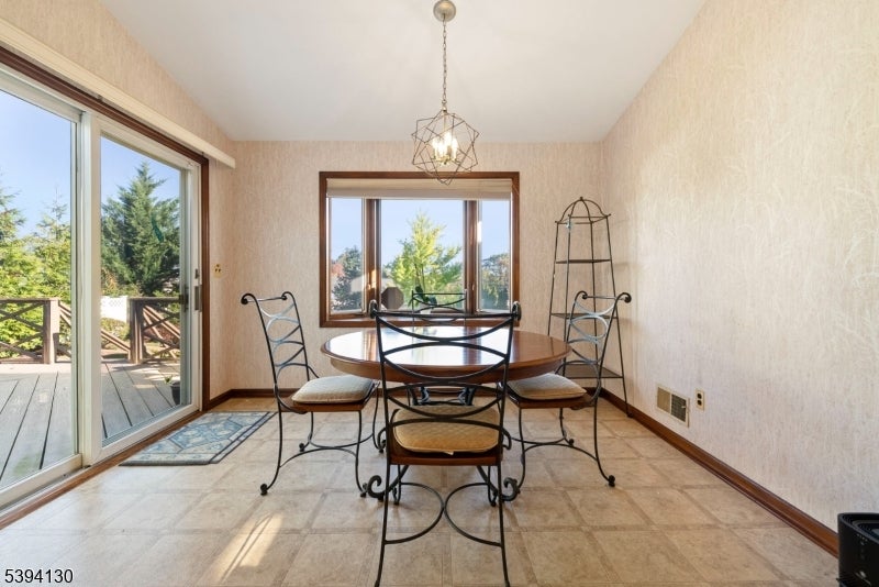 Clifton City, New Jersey, 07013, United States, 3 Bedrooms Bedrooms, ,1 BathroomBathrooms,Residential,For Sale,1980318