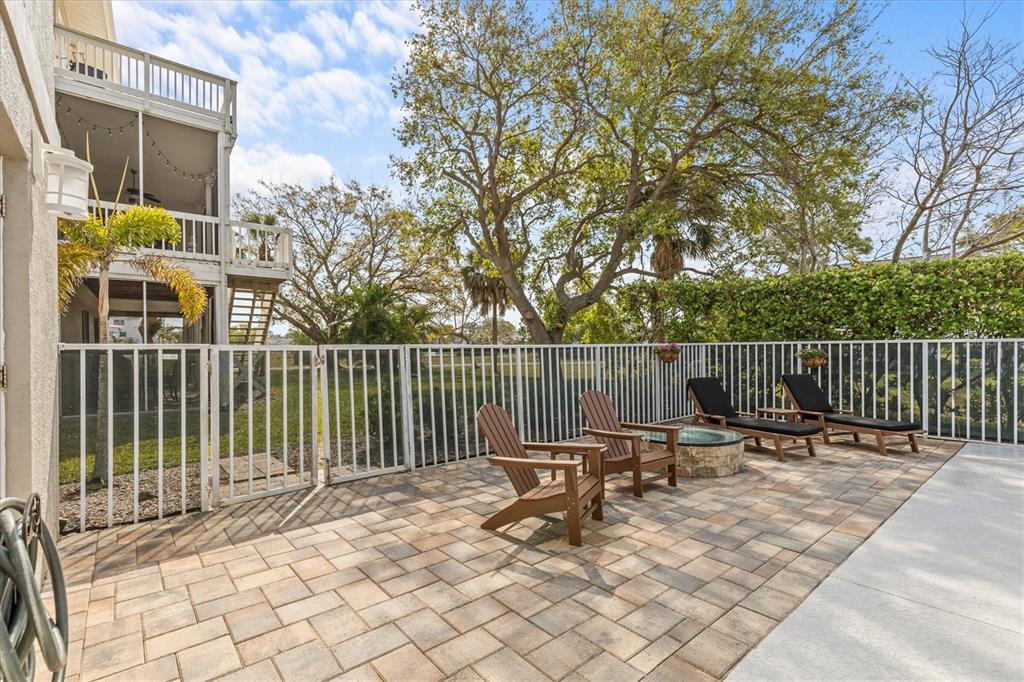 Tarpon Springs, Florida, 34689, United States, 3 Bedrooms Bedrooms, ,2 BathroomsBathrooms,Residential,For Sale,1751441