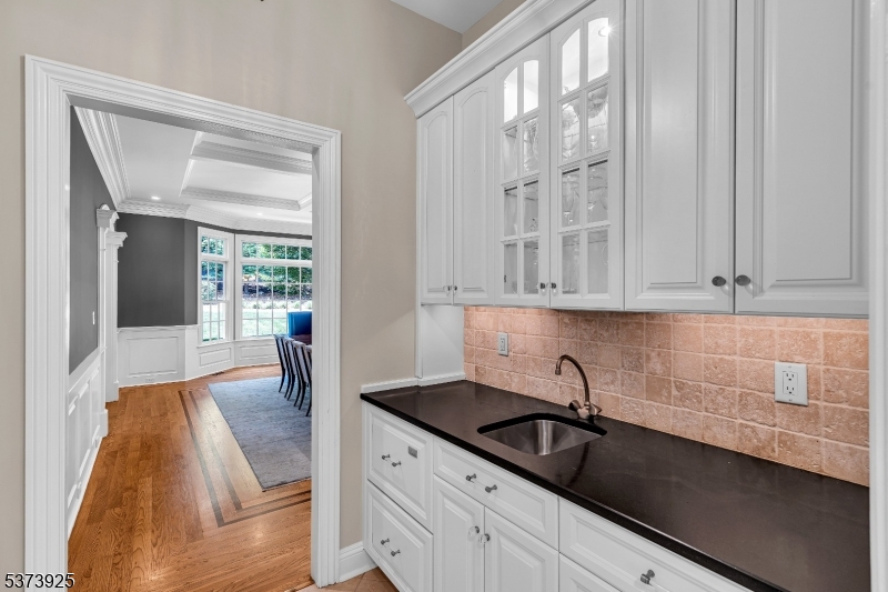 Bernardsville Boro, New Jersey, 07924, United States, 5 Bedrooms Bedrooms, ,8 BathroomsBathrooms,Residential,For Sale,1910791