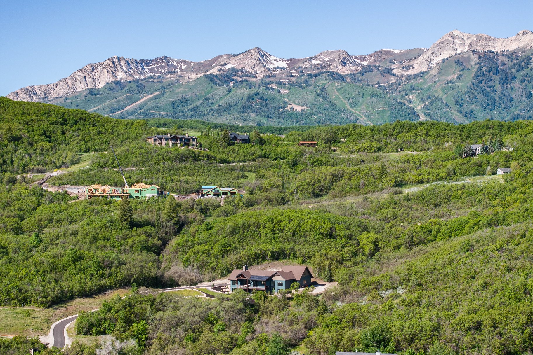  Welcome to a Private Mountain Luxury Retreat on Iconic Old Snowbasin Road - 物件實景