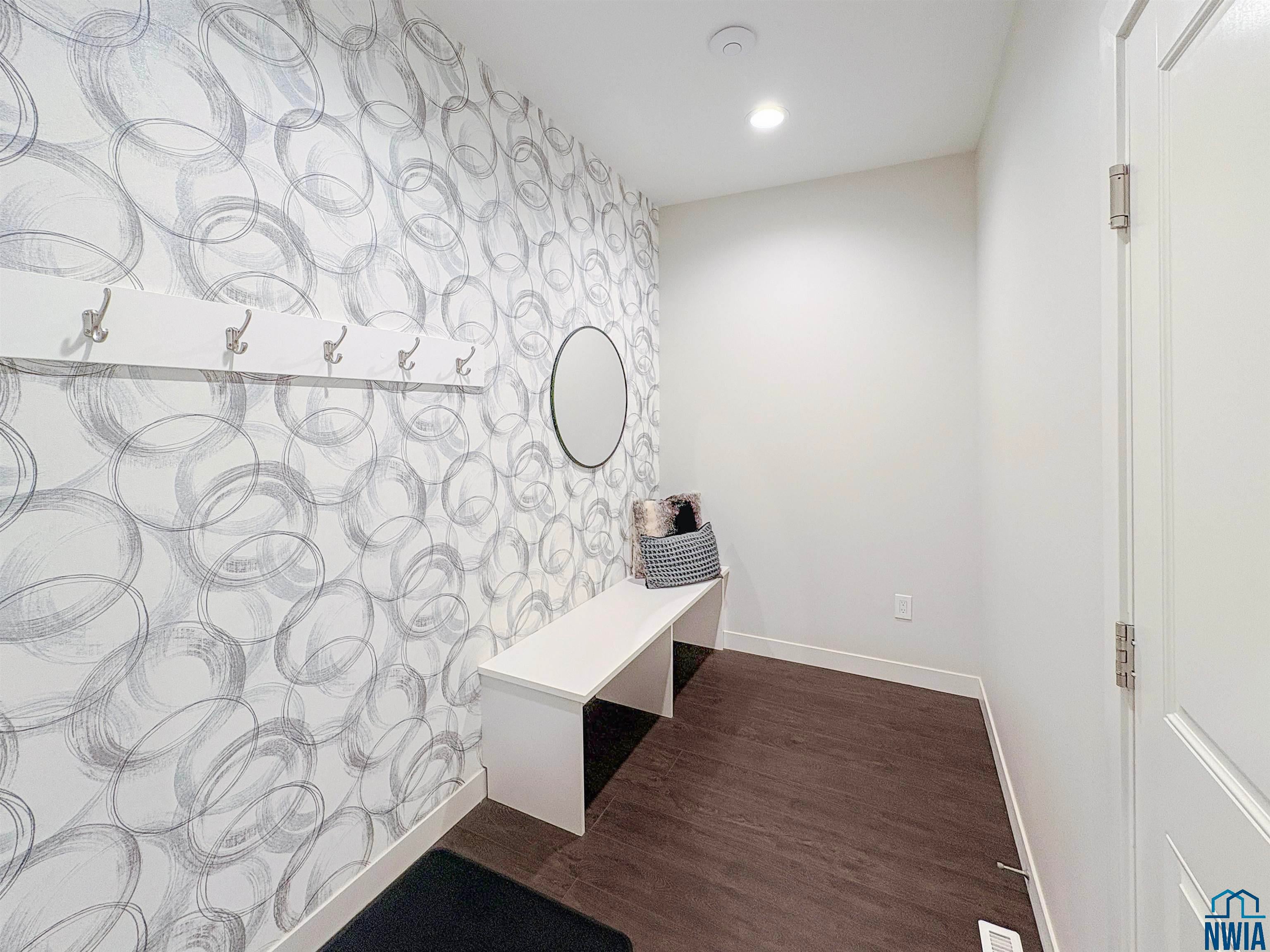 Hinton, Iowa, 51024, United States, 4 Bedrooms Bedrooms, ,3 BathroomsBathrooms,Residential,For Sale,1983377