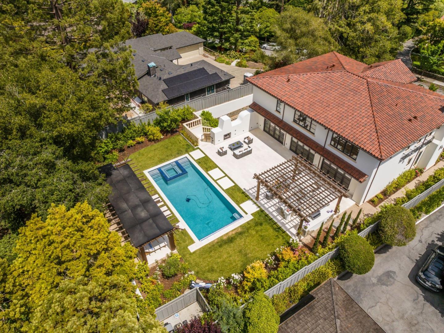 San Mateo, California, 94402, United States, 4 Bedrooms Bedrooms, ,6 BathroomsBathrooms,Residential,For Sale,1836989