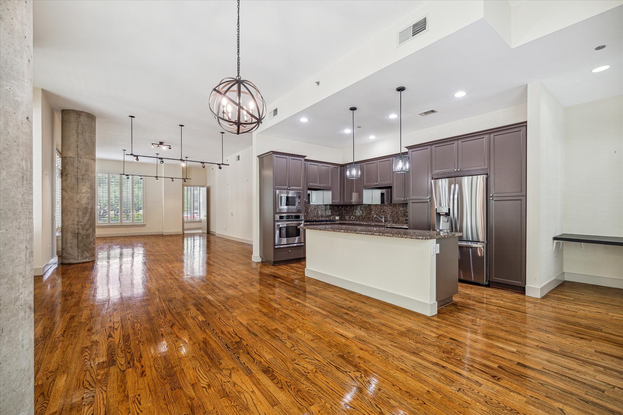 5005 Hidalgo Street #208 - 物件實景