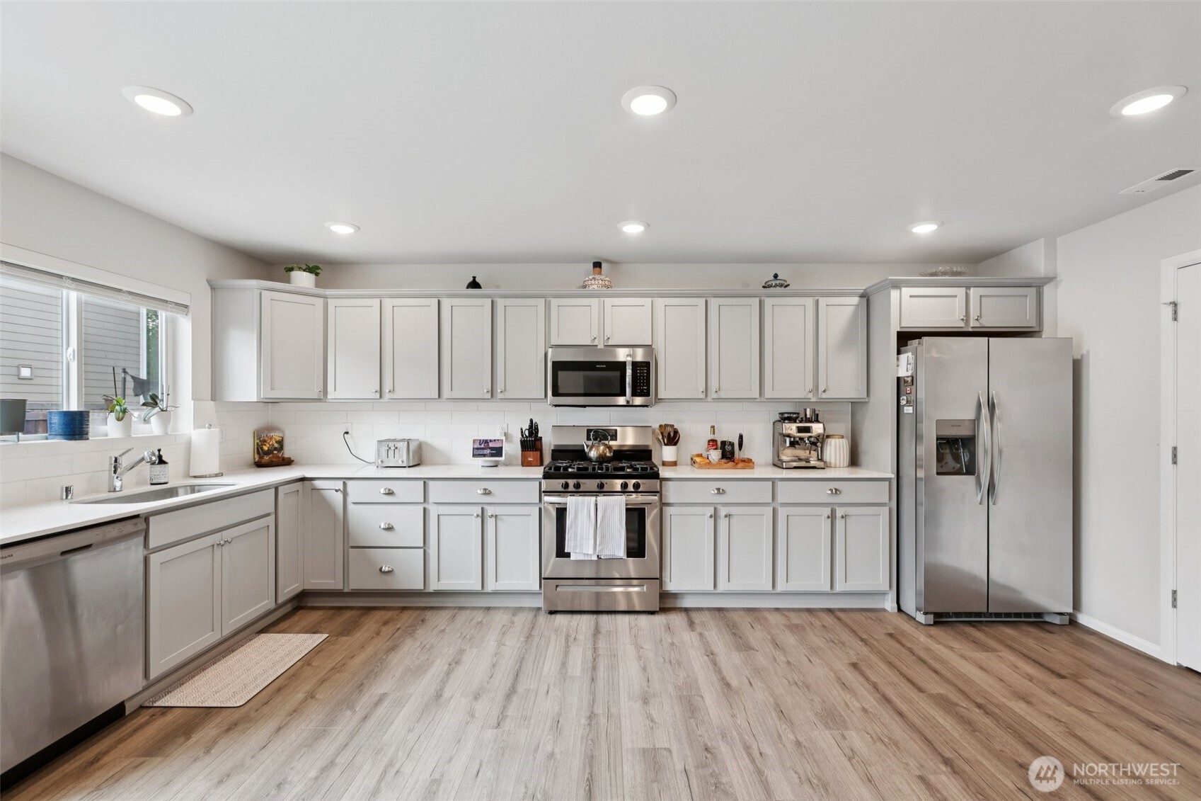 Sultan, Washington, 98294, United States, 4 Bedrooms Bedrooms, ,2 BathroomsBathrooms,Residential,For Sale,1923458