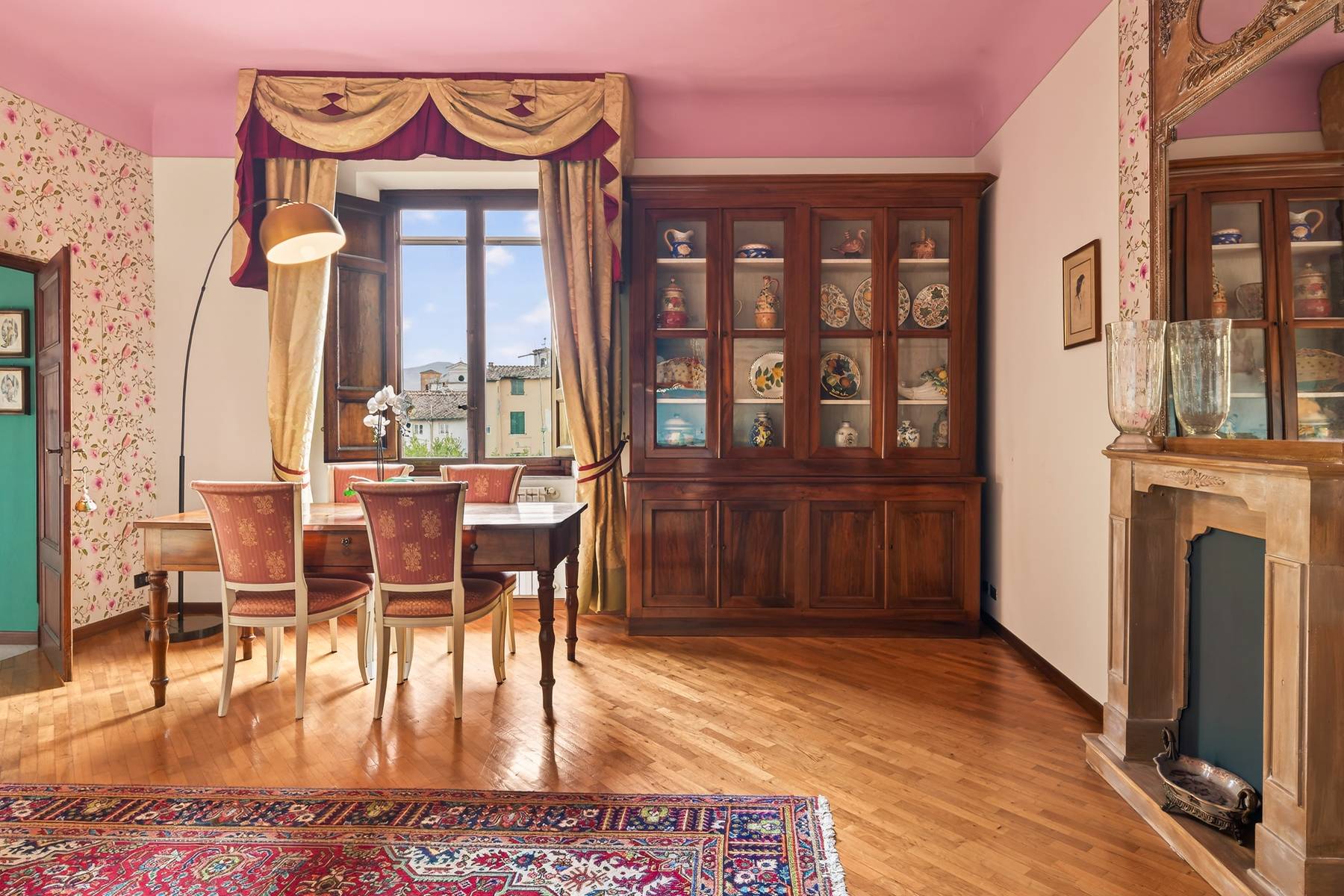  Charming residence with frescoes in the heart of Lucca - 物件實景