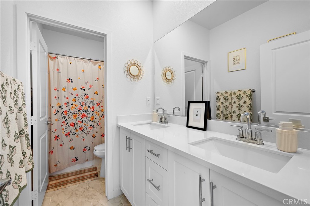 Corona, California, 92883, United States, 3 Bedrooms Bedrooms, ,3 BathroomsBathrooms,Residential,For Sale,1903718