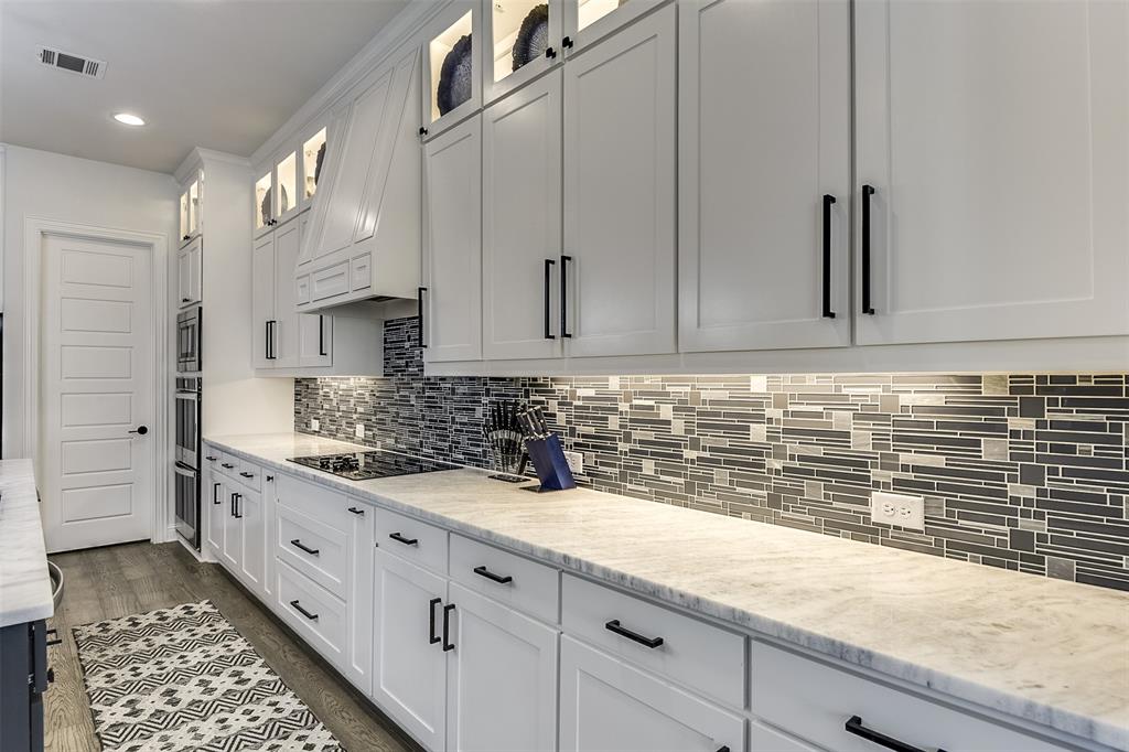 Mansfield, Texas, 76063, United States, 4 Bedrooms Bedrooms, ,4 BathroomsBathrooms,Residential,For Sale,1977903