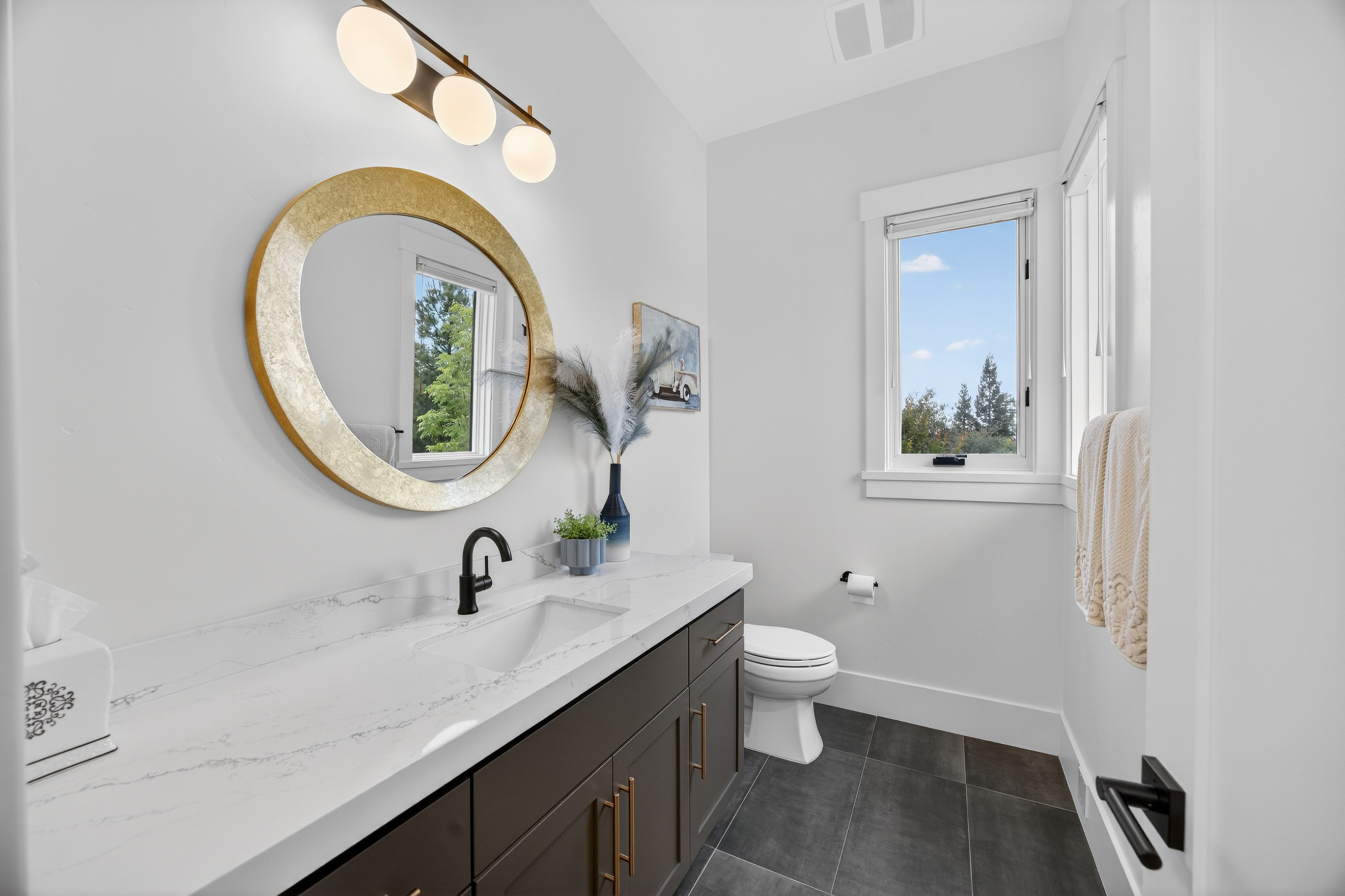  2056 Long View Drive, Meadow Vista, CA 95722 - 物件實景