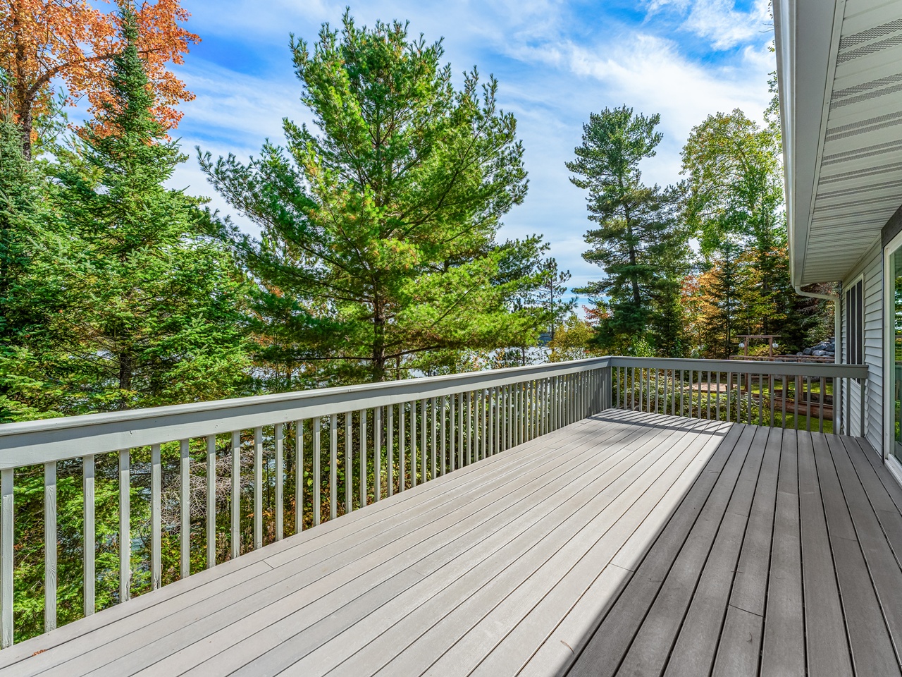 Mercer, Wisconsin, 54547, United States, 3 Bedrooms Bedrooms, ,3 BathroomsBathrooms,Residential,For Sale,1978560