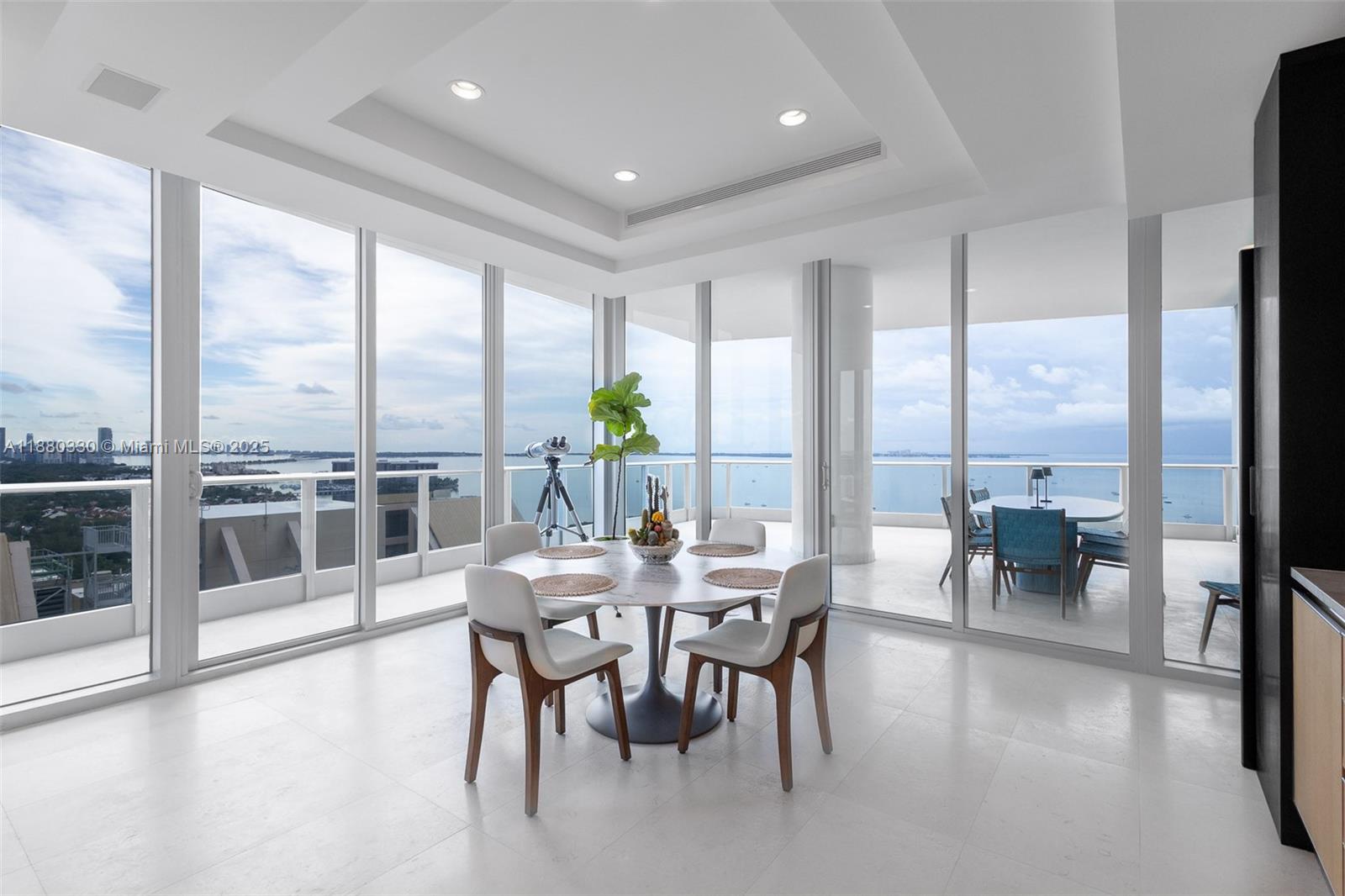 Miami, Florida, 33133, United States, 5 Bedrooms Bedrooms, ,8 BathroomsBathrooms,Residential,For Sale,1965066