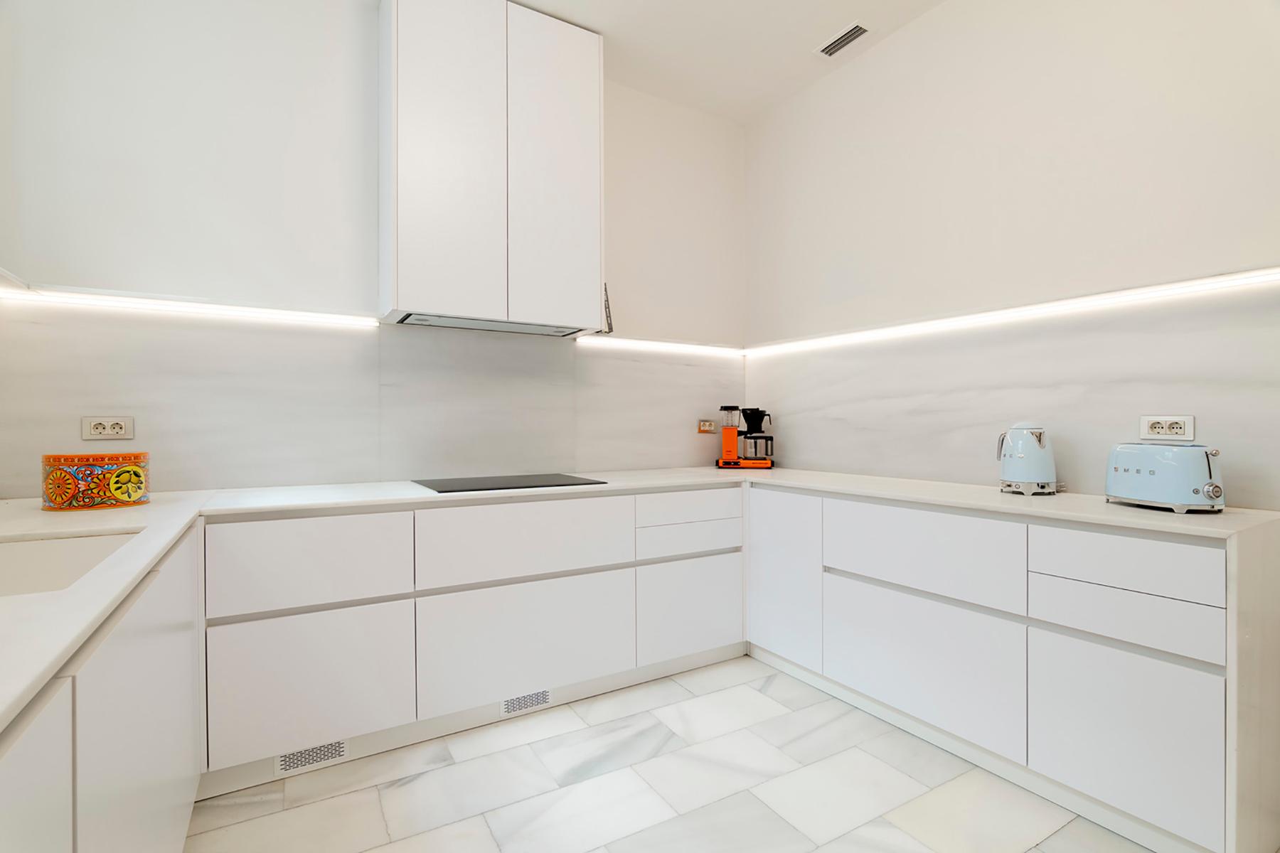  Spectacular corner apartment of large dimensions in Eixample - 物件實景