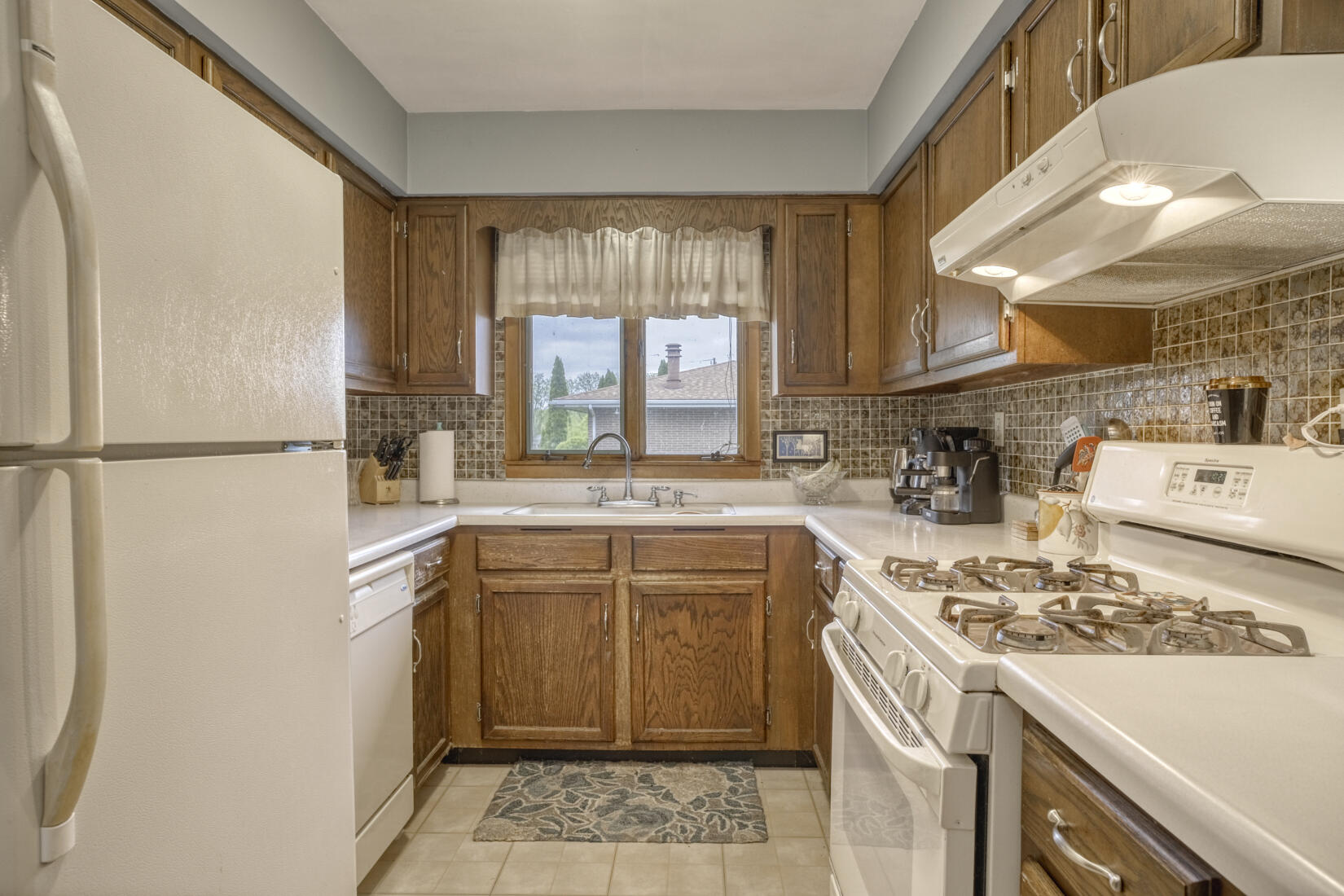 Crown Point, Indiana, 46307, United States, 5 Bedrooms Bedrooms, ,3 BathroomsBathrooms,Residential,For Sale,1928021