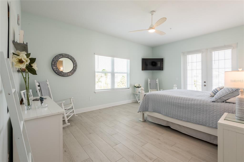 Bradenton, Florida, 34209, United States, 3 Bedrooms Bedrooms, ,3 BathroomsBathrooms,Residential,For Sale,1975006