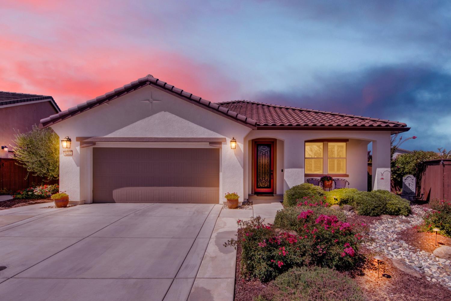 Sacramento, California, 95829, United States, 3 Bedrooms Bedrooms, ,2 BathroomsBathrooms,Residential,For Sale,1912501