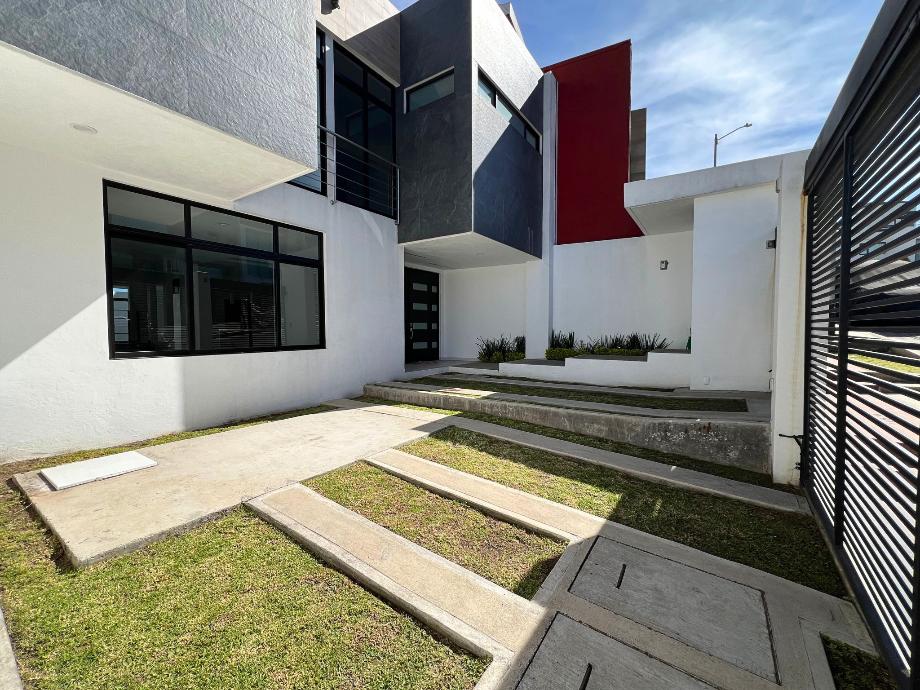 Antonio de Haro y Tamiz, Naucalpan de Juárez, Estado de méxico, 53126, Mexico, 3 Bedrooms Bedrooms, ,3 BathroomsBathrooms,Residential,For Sale,Antonio de Haro y Tamiz,1672070