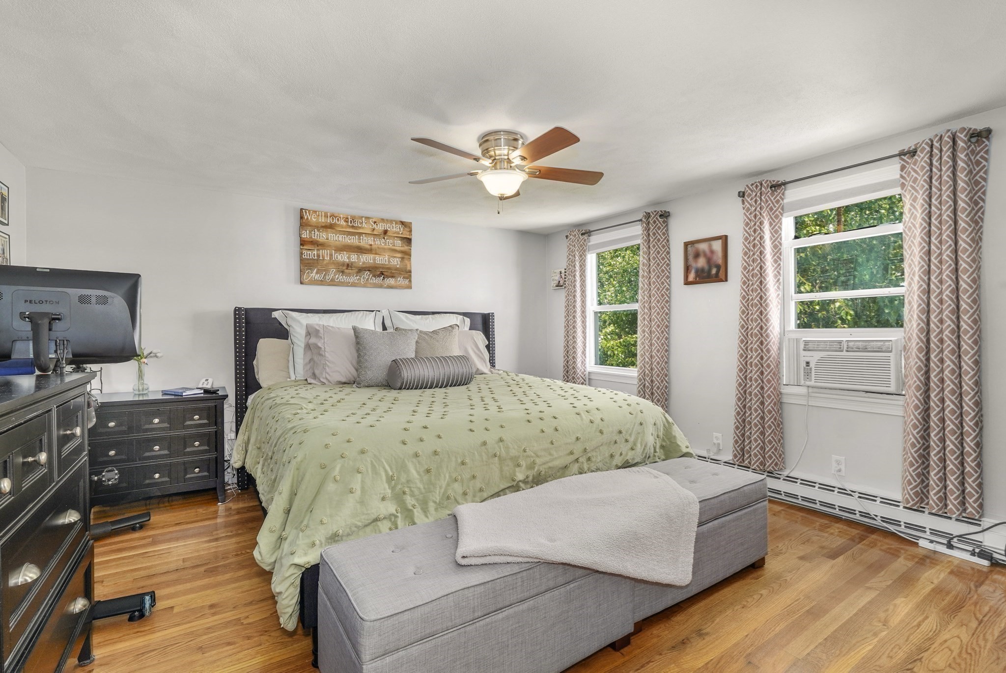 Boston, Massachusetts, 02129, United States, 2 Bedrooms Bedrooms, ,2 BathroomsBathrooms,Residential,For Sale,1895002