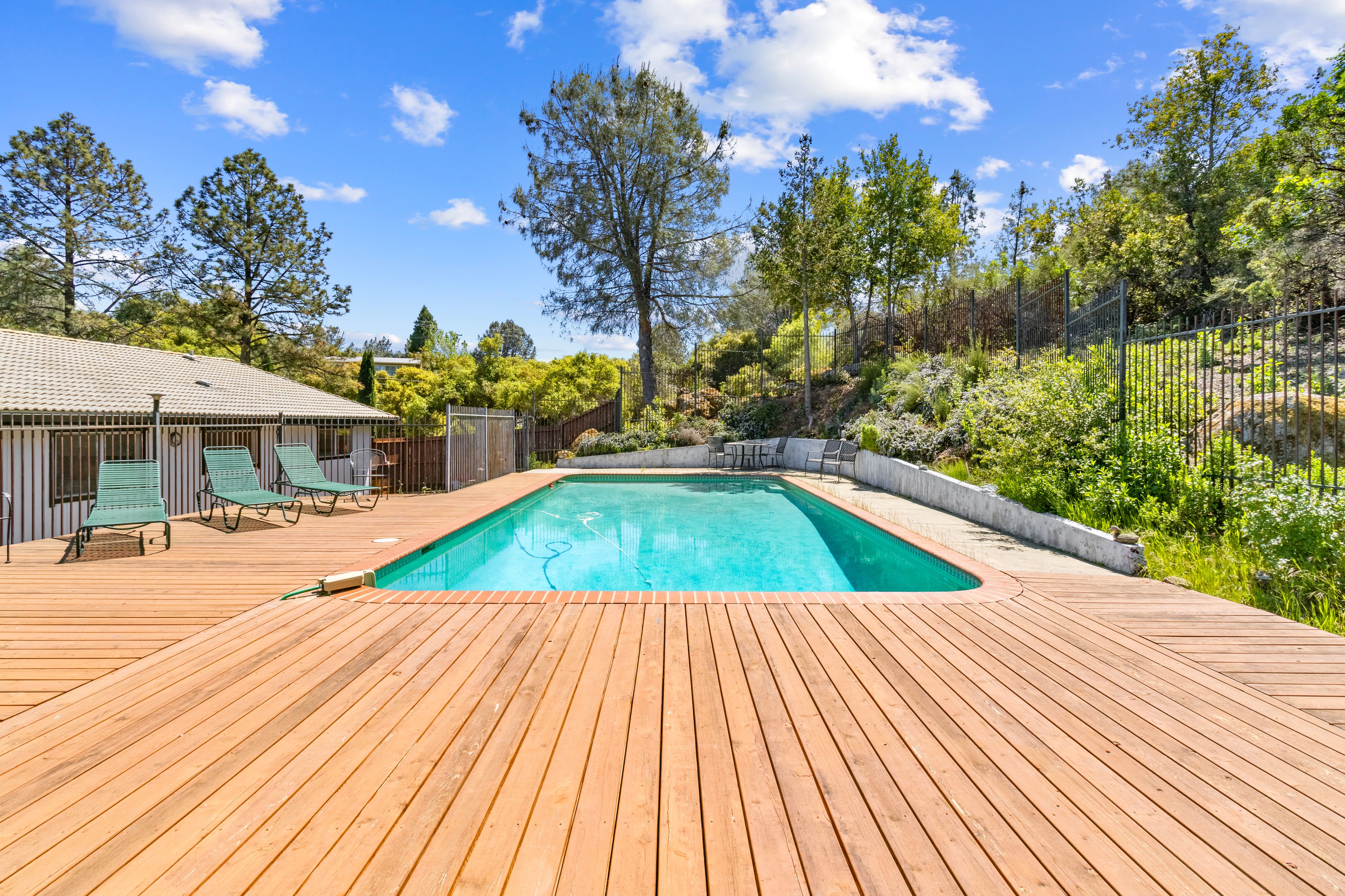  4805 Hawaina Way - 物件實景