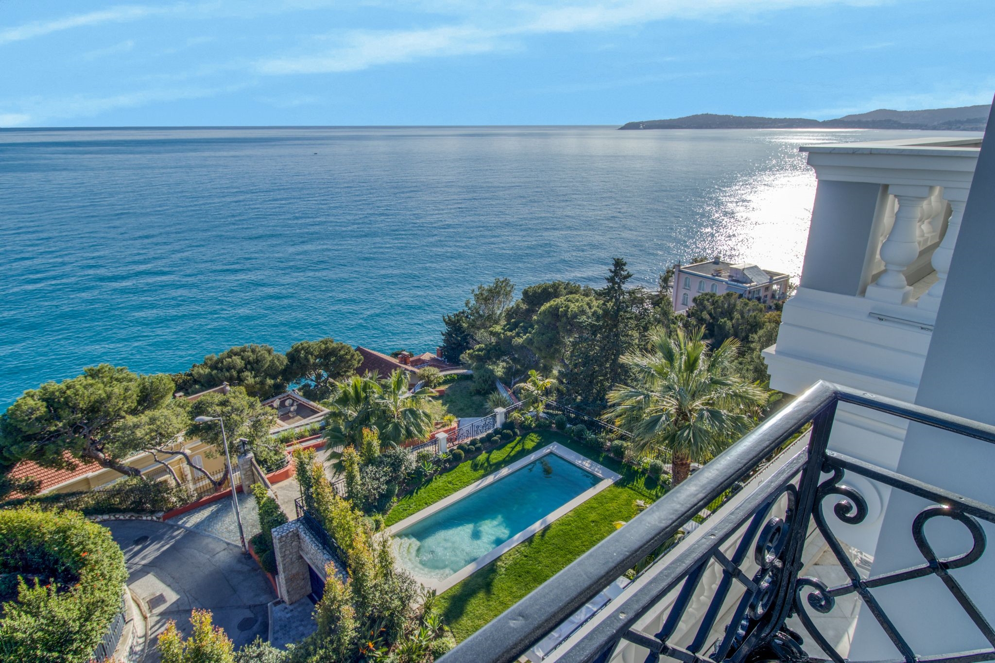  Prestigious villa in Cap d’Ail with panoramic sea views – 7 bedrooms, pool - 物件實景