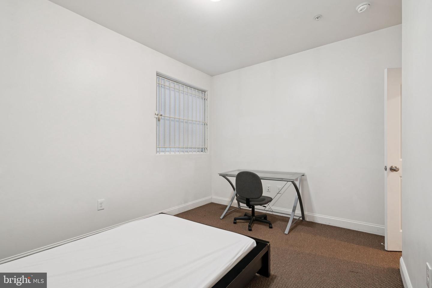 Philadelphia, Pennsylvania, 19133, United States, ,Residential,For Sale,1965543