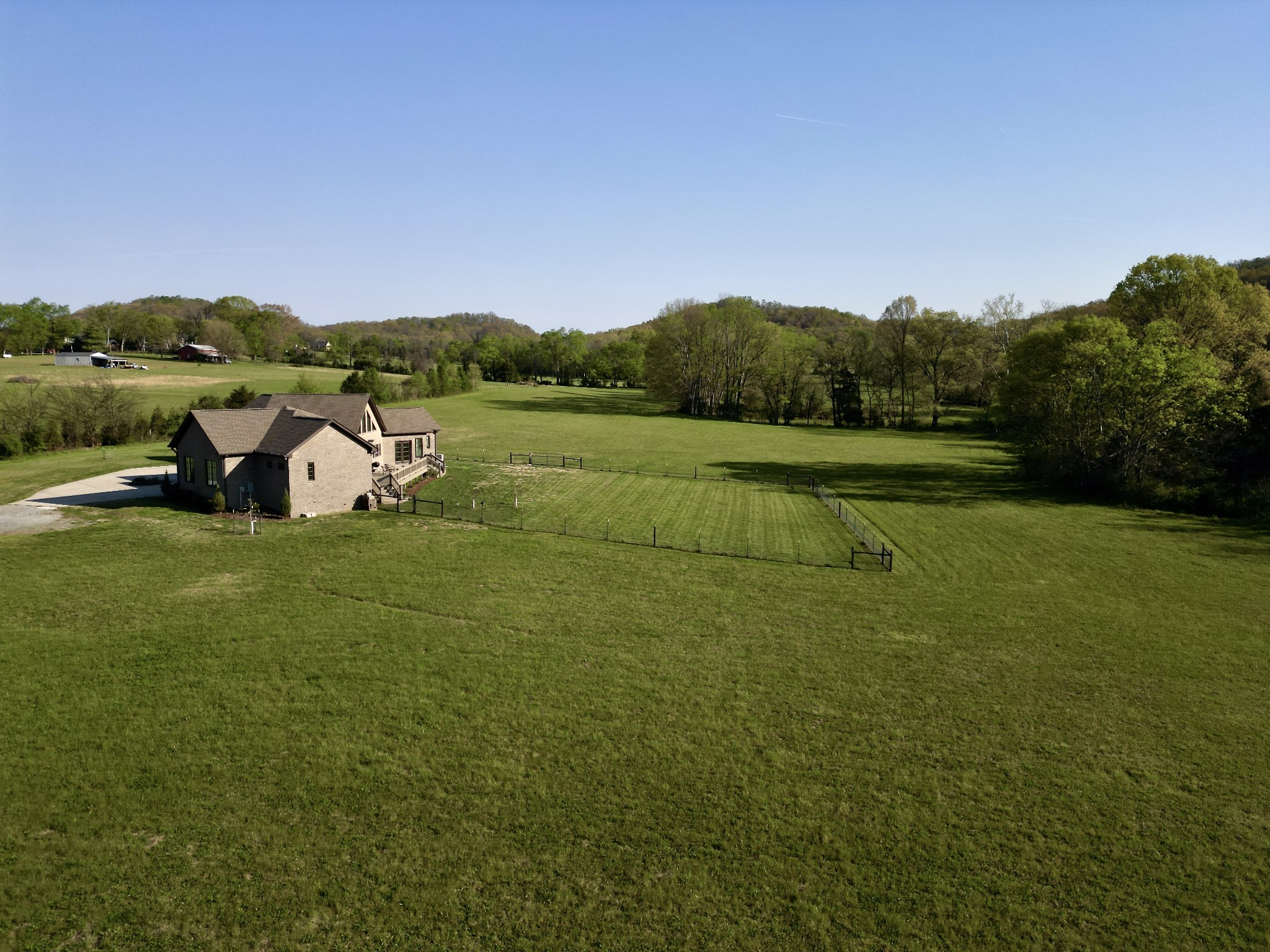  989 Franklin Rd, Gallatin, TN, 37066 - 物件實景