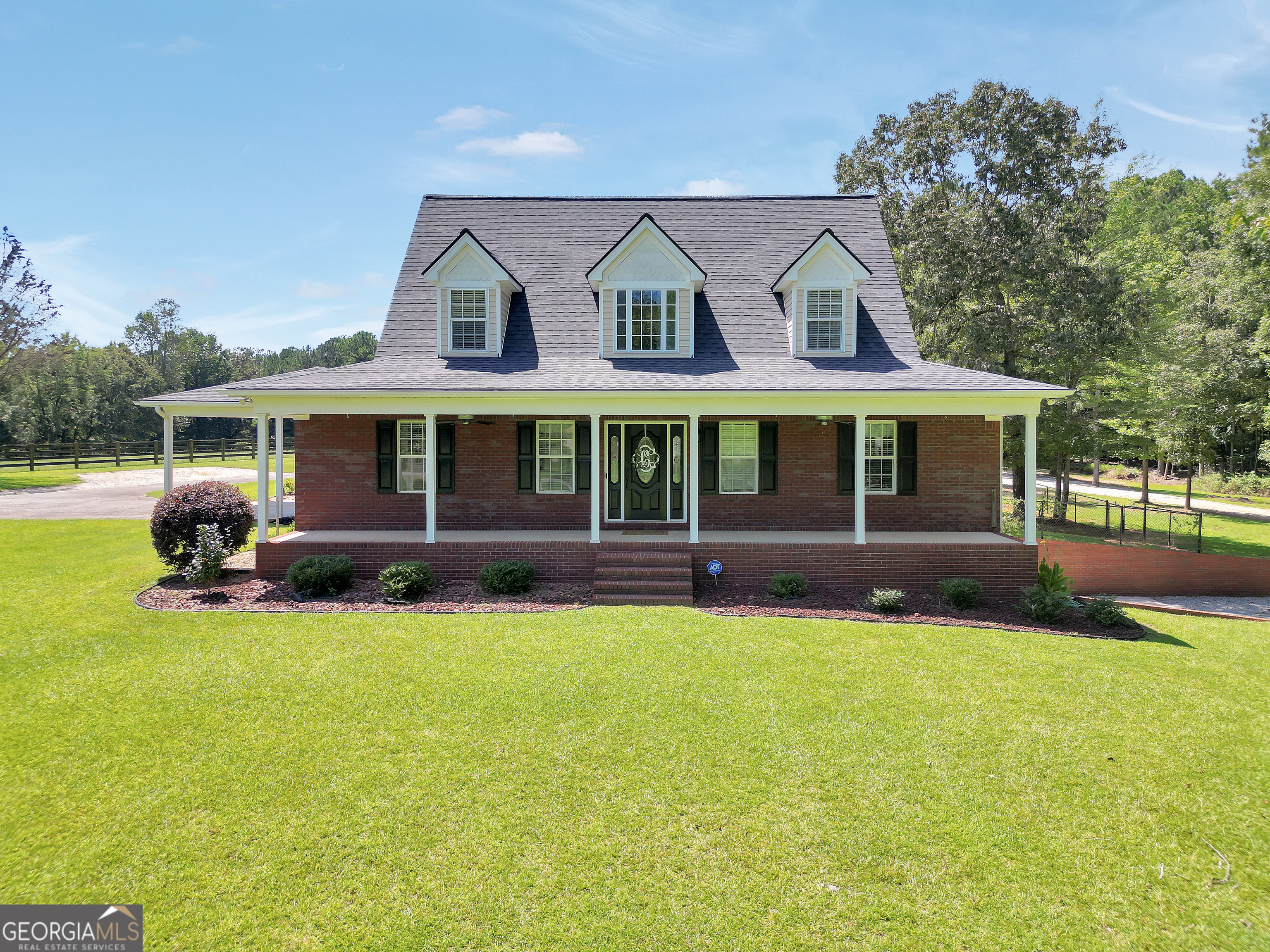 Jenkinsburg, Georgia, 30234, United States, 5 Bedrooms Bedrooms, ,4 BathroomsBathrooms,Residential,For Sale,1928448