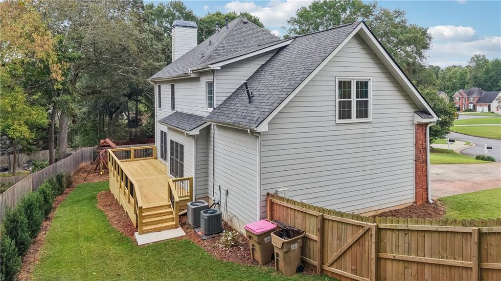 Alpharetta, Georgia, 30004, United States, 4 Bedrooms Bedrooms, ,3 BathroomsBathrooms,Residential,For Sale,1978370