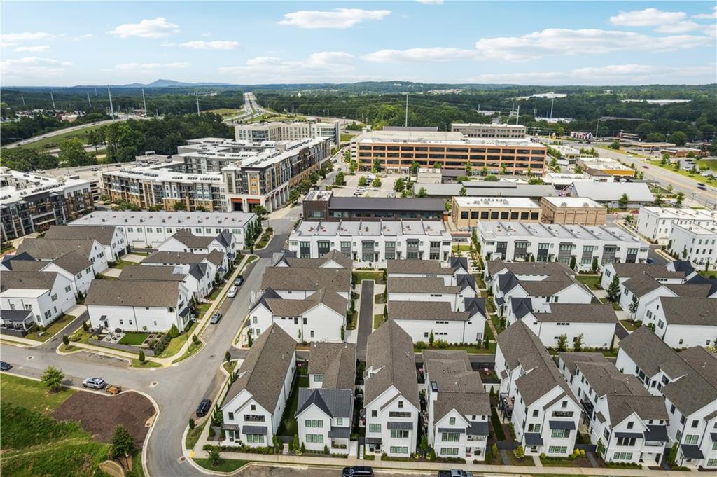 Alpharetta, Georgia, 30005, United States, 3 Bedrooms Bedrooms, ,3 BathroomsBathrooms,Residential,For Sale,1907831
