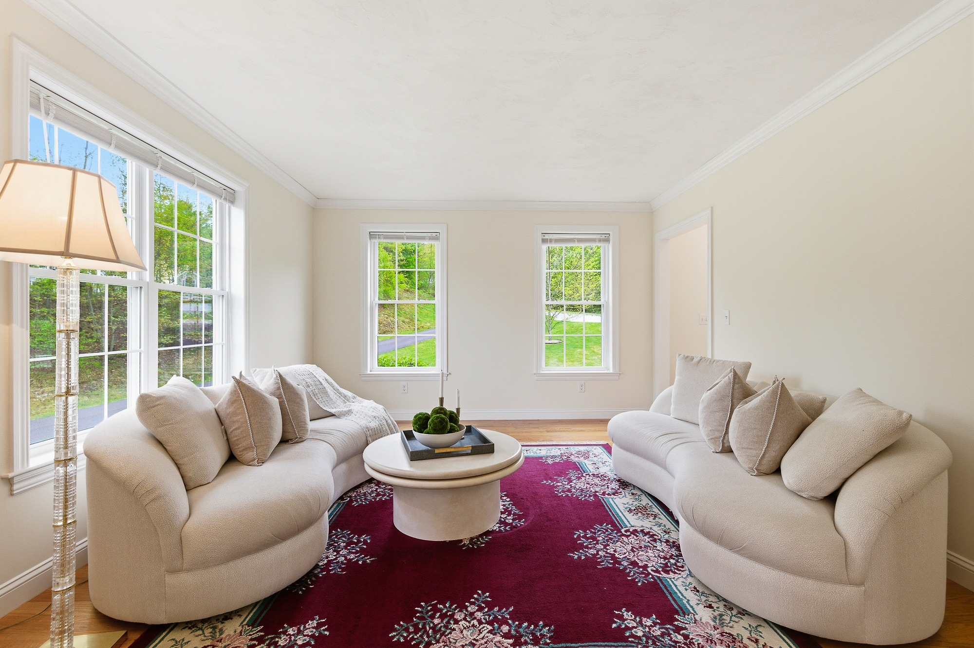  8 Victoria Circle, Shrewsbury, MA 01545 - 物件實景