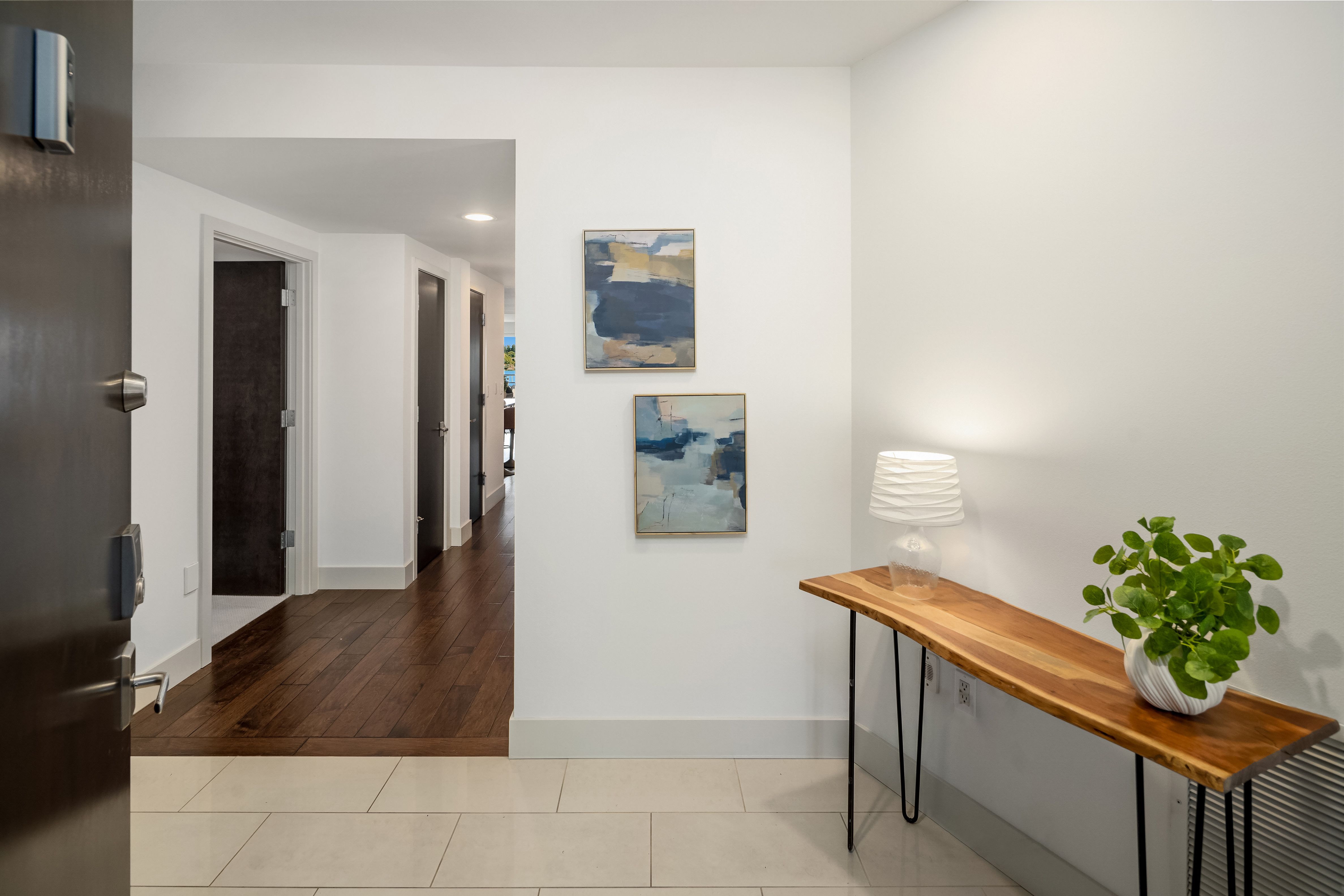  9123 NE Juanita Dr Unit #205, Kirkland, WA 98034 - 物件實景