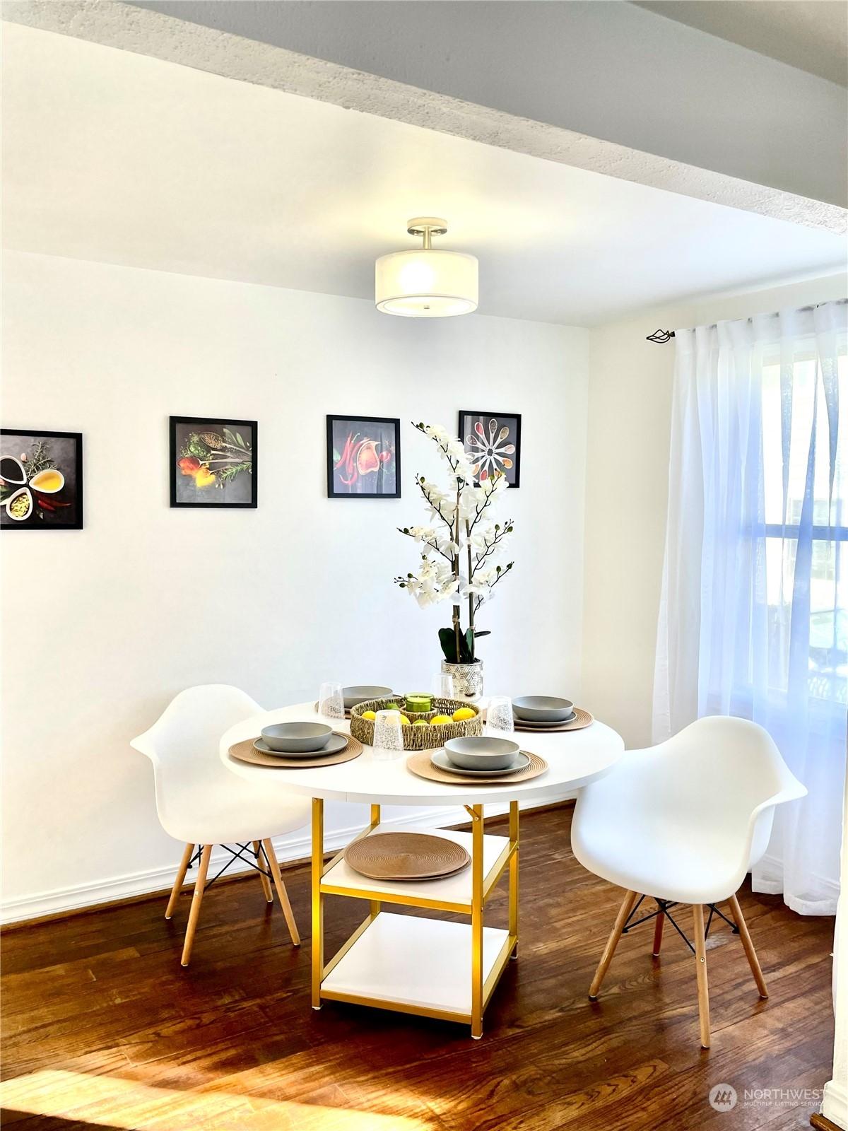 SEATTLE, Washington, 98178, United States, 2 Bedrooms Bedrooms, ,2 BathroomsBathrooms,Residential,For Sale,1940948