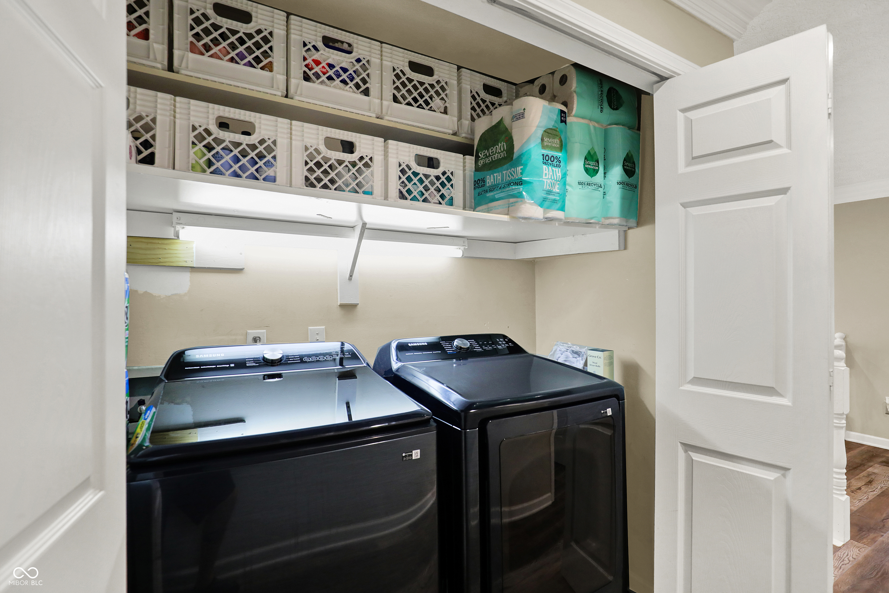 Indianapolis, Indiana, 46240, United States, 4 Bedrooms Bedrooms, ,3 BathroomsBathrooms,Residential,For Sale,1974215