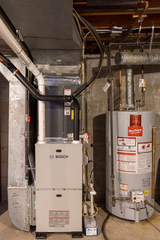 Chelmsford, Massachusetts, 01863, United States, 3 Bedrooms Bedrooms, ,2 BathroomsBathrooms,Residential,For Sale,1988056