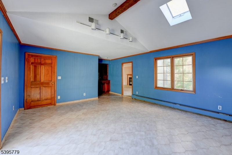 Kinnelon Boro, New Jersey, 07405, United States, 3 Bedrooms Bedrooms, ,3 BathroomsBathrooms,Residential,For Sale,1989629