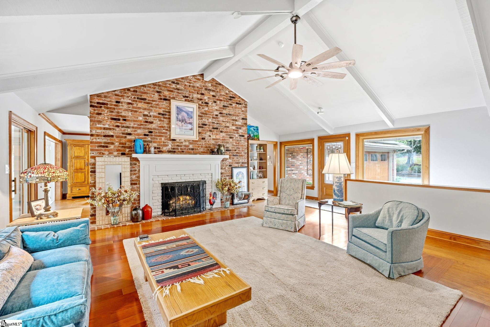 191 Dale Dr, Spartanburg, SC 29307