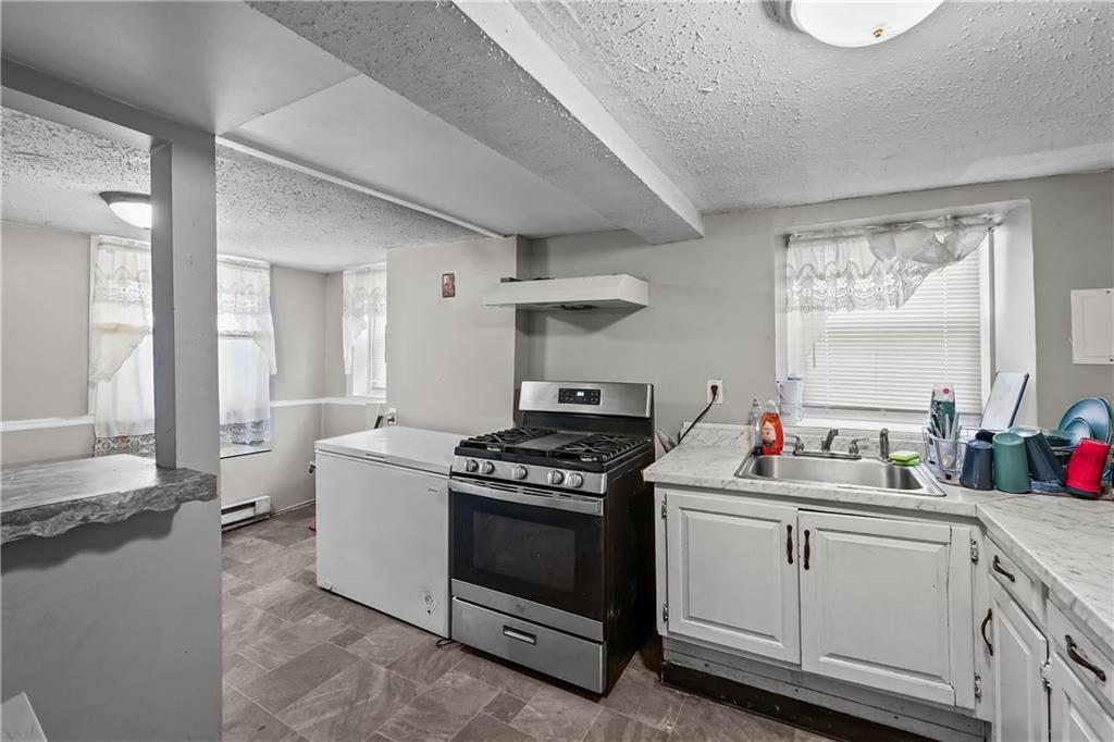 Woonsocket, Rhode Island, 02895, United States, 7 Bedrooms Bedrooms, ,3 BathroomsBathrooms,Residential,For Sale,1935382