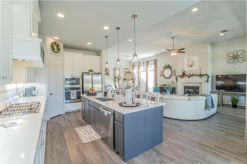 Midlothian, Texas, 76065, United States, 4 Bedrooms Bedrooms, ,4 BathroomsBathrooms,Residential,For Sale,2005390