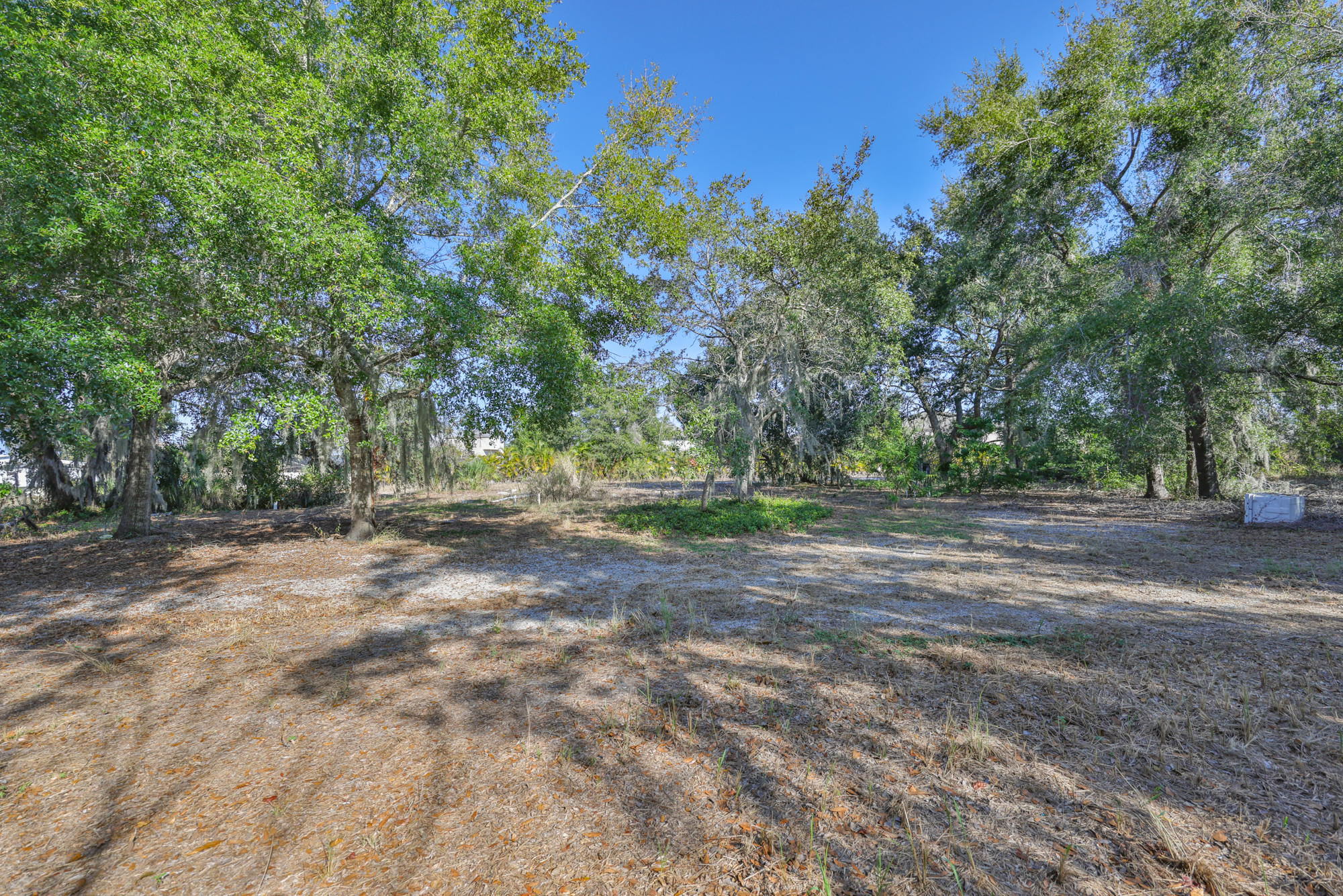 Ruskin, Florida, 33570, United States, 3 Bedrooms Bedrooms, ,2 BathroomsBathrooms,Residential,For Sale,2002551