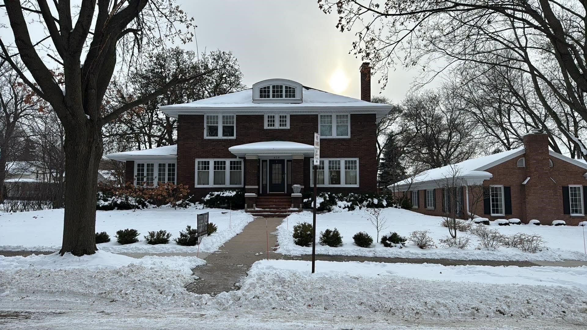 GREEN BAY, Wisconsin, 54301-3217, United States, 4 Bedrooms Bedrooms, ,3 BathroomsBathrooms,Residential,For Sale,1984503