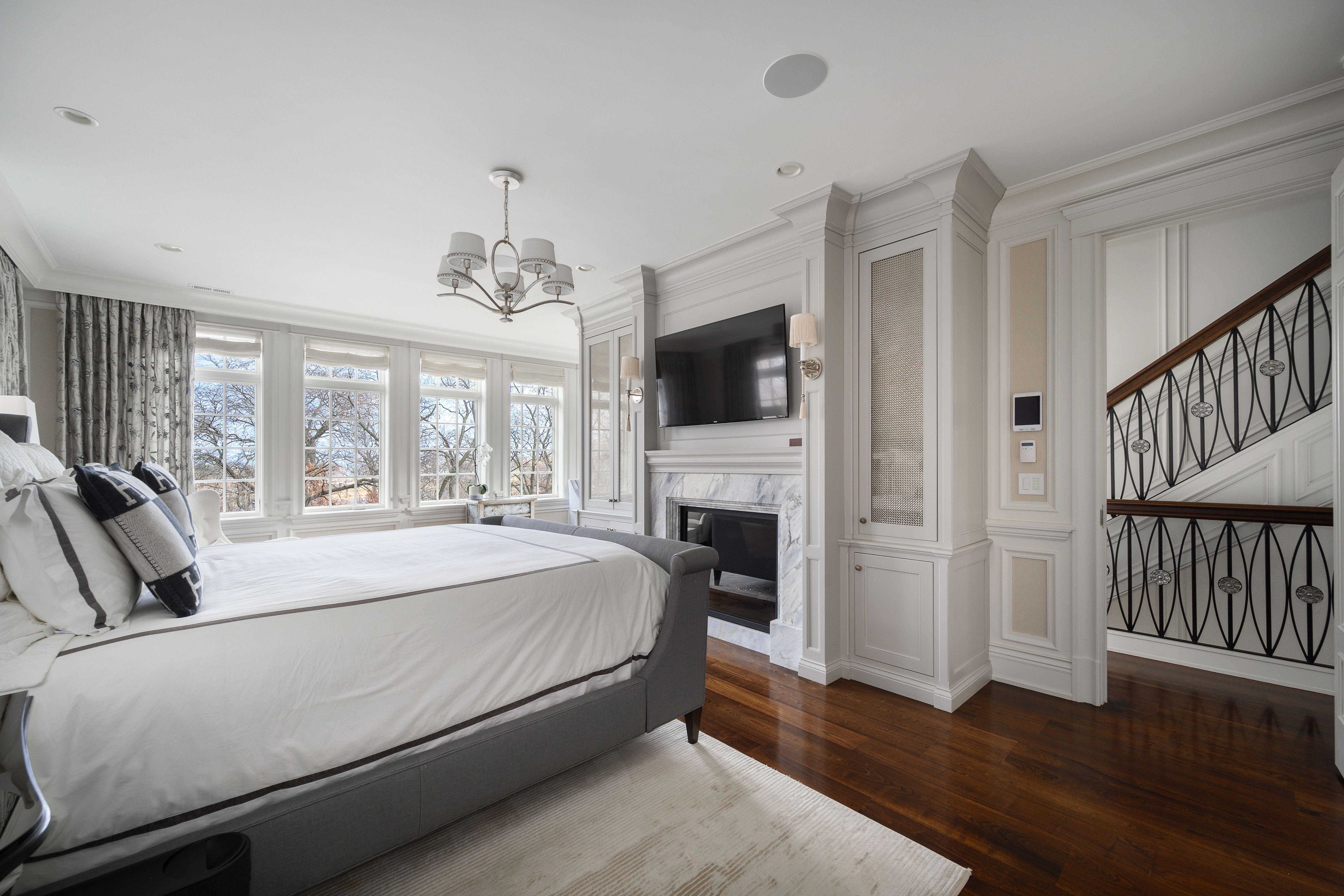  Impeccably Maintained Single-Family Residence on Lake Shore Drive - 物件實景