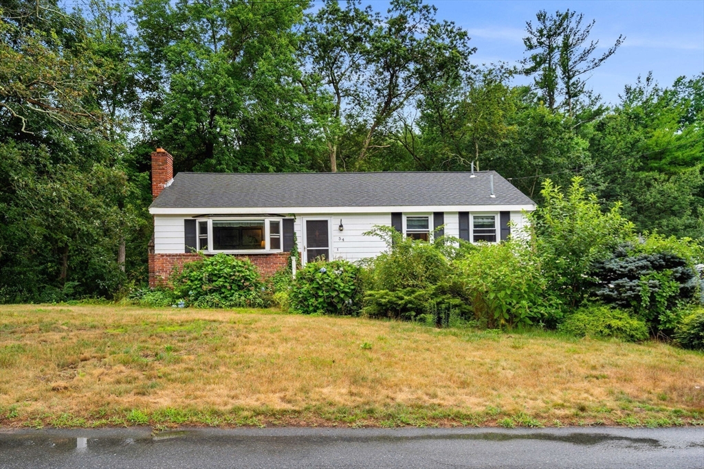 Tewksbury, Massachusetts, 01876, United States, 3 Bedrooms Bedrooms, ,1 BathroomBathrooms,Residential,For Sale,1918514