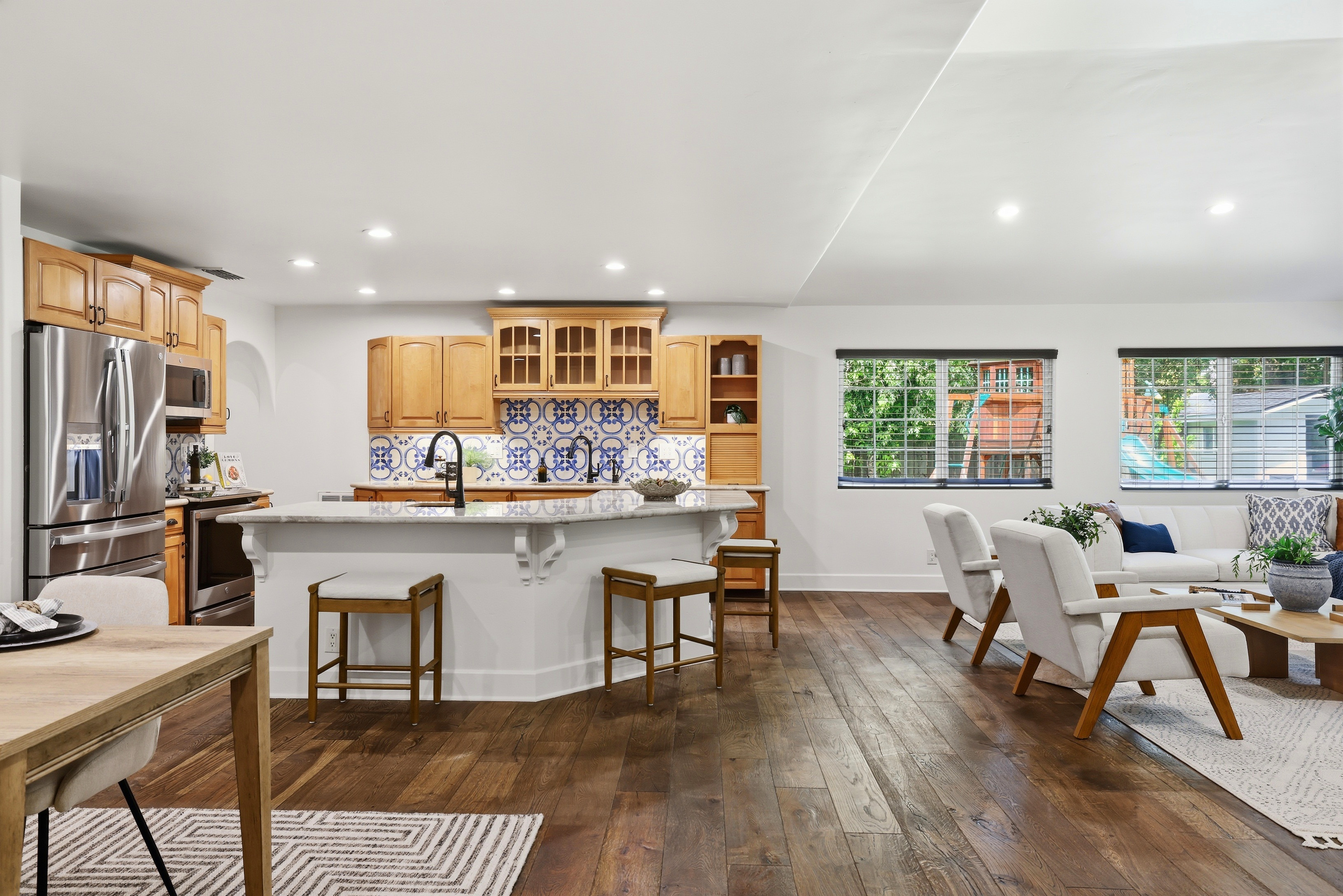 8735 Phoenix Avenue, Fair Oaks, CA 95628 - 物件實景