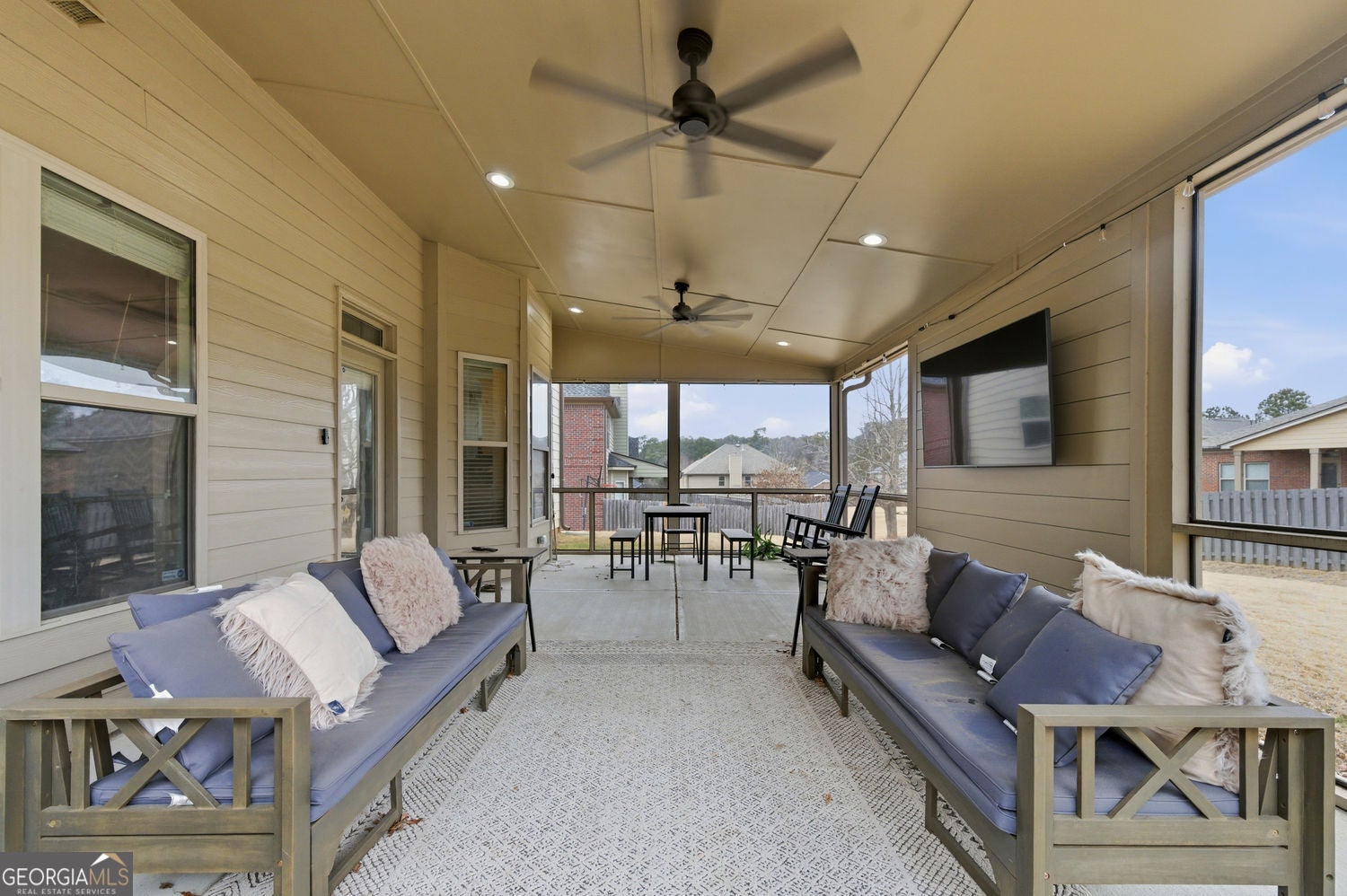 Flowery Branch, Georgia, 30542, United States, 4 Bedrooms Bedrooms, ,3 BathroomsBathrooms,Residential,For Sale,2015767