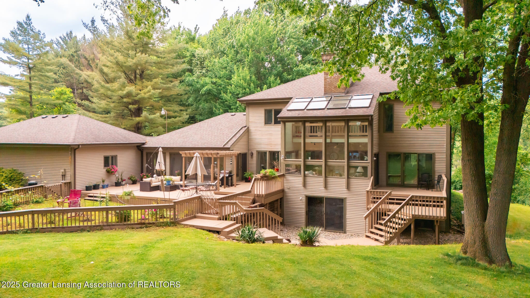 Okemos, Michigan, 48864, United States, 5 Bedrooms Bedrooms, ,5 BathroomsBathrooms,Residential,For Sale,1901350