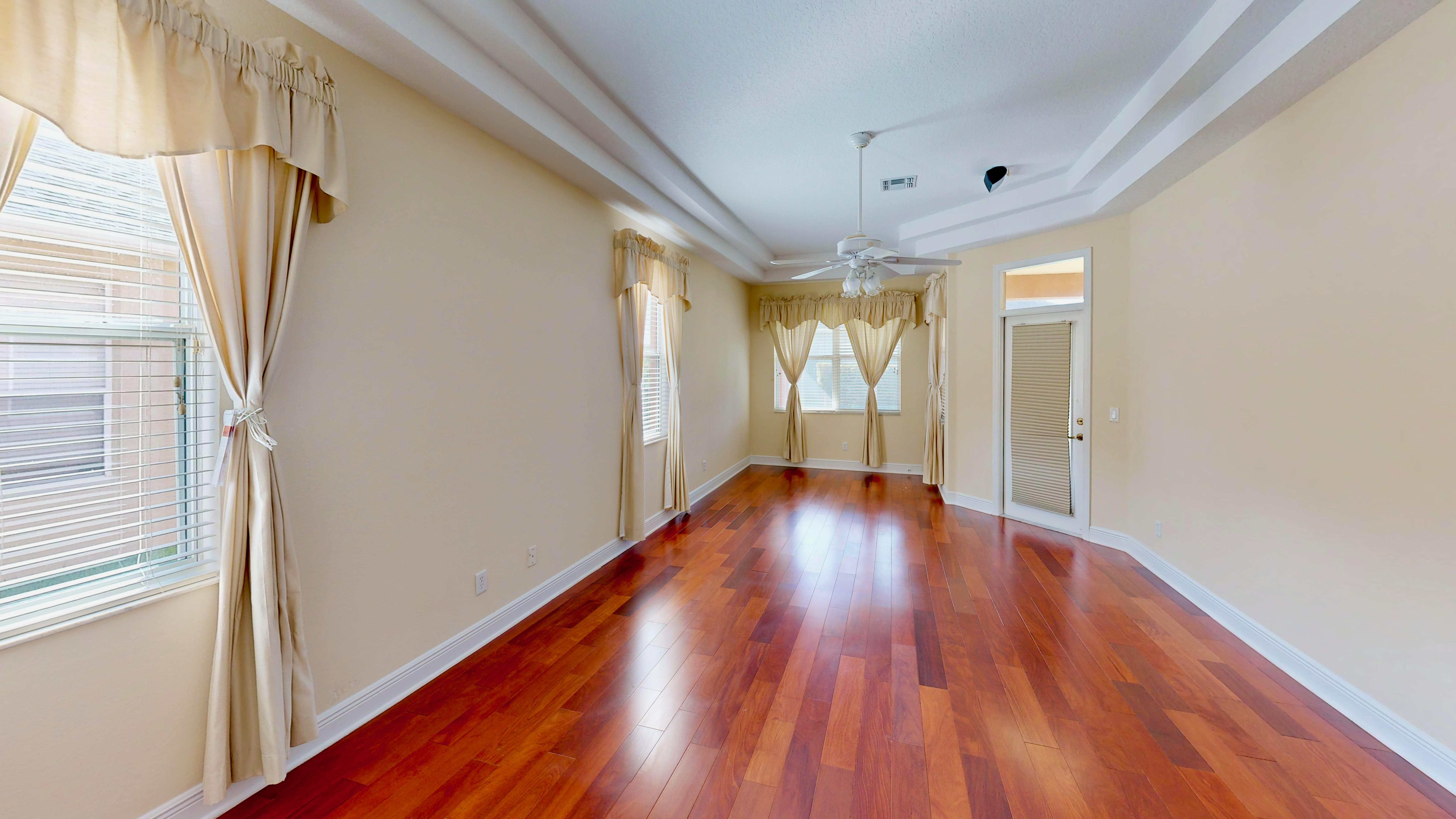 Ocoee, Florida, 34761, United States, 4 Bedrooms Bedrooms, ,3 BathroomsBathrooms,Residential,For Sale,2006083